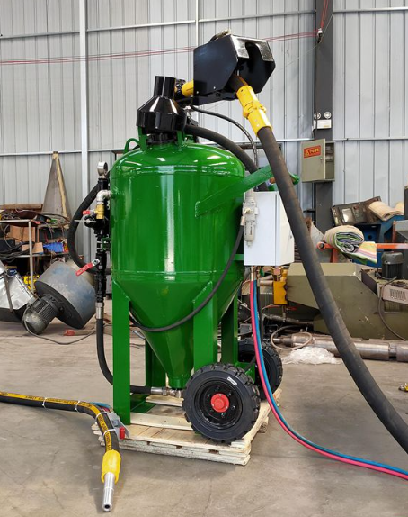 大渡口移动式喷砂机 户外施工效率翻倍