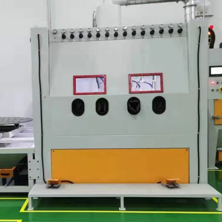 大渡口高效生产，从箱体手动喷砂机开始，提升零部件质量